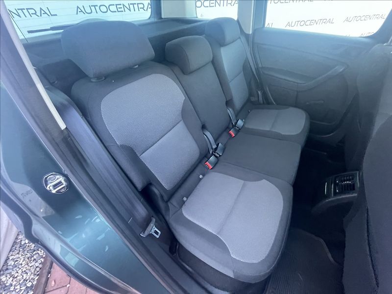 Škoda Yeti 1,4 TSi,90kW,STK 3/28,po serv. - fotka 20 z 21