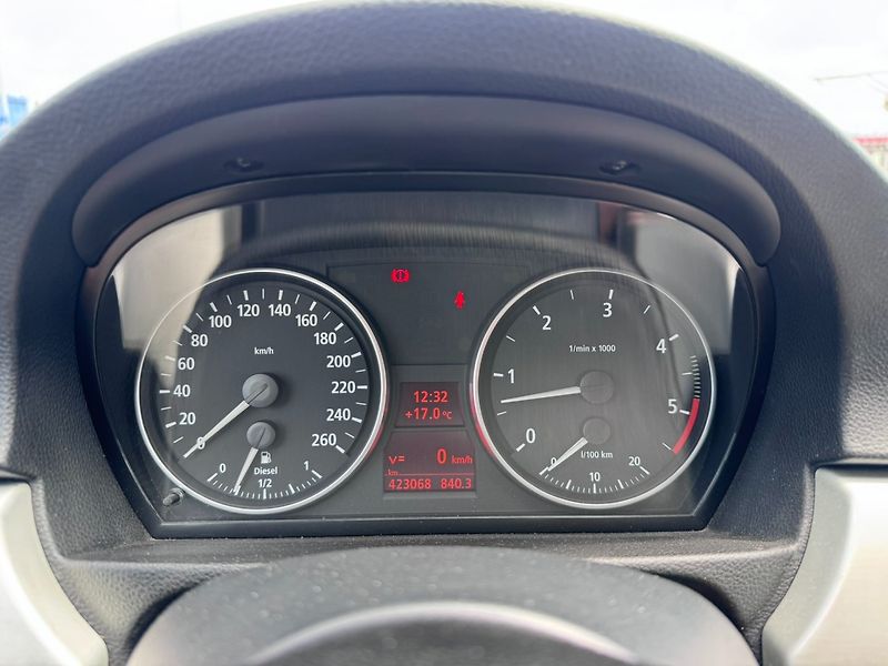 BMW Řada 3 (2006) 330D M57 3,0 R6 170KW STK KOLA - fotka 22 z 46