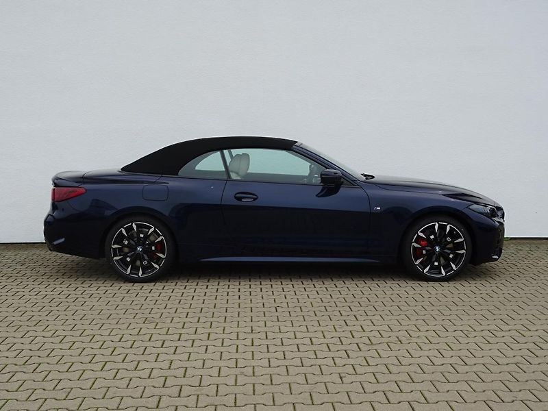 BMW Řada 4 430i xDrive Convertible - fotka 6 z 8