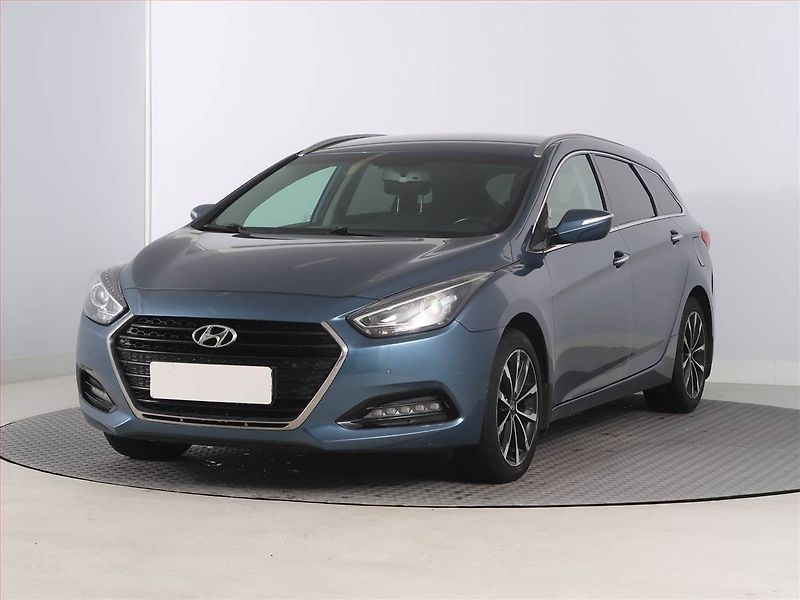 Hyundai i40 (2016) 1.7 CRDi, Serv.kniha - fotka 2 z 20