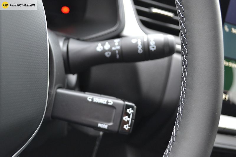 Renault Captur evolution TCe 90 - fotka 38 z 44