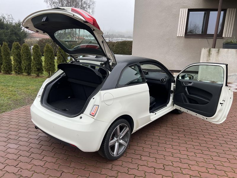 Audi A1 1.2TFSI 63KW,KůŽE,NAVI,2xALU - fotka 25 z 42