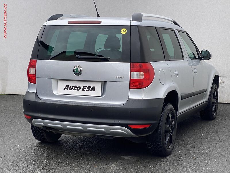 Škoda Yeti (2010) 1.2 TSi, Ambition - fotka 4 z 17