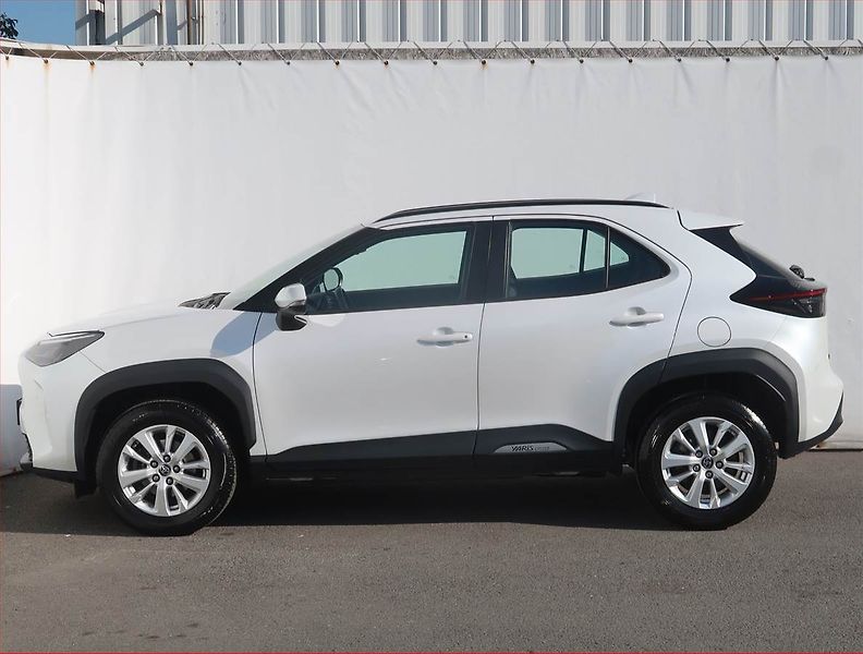 Toyota Yaris Cross (2023) Comfort 1.5 VVT-i, Automat - fotka 3 z 22
