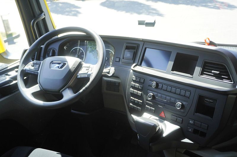 MAN TGX (2023) 26.510 6×2-4 / Krone 18 EPAL  - fotka 13 z 24