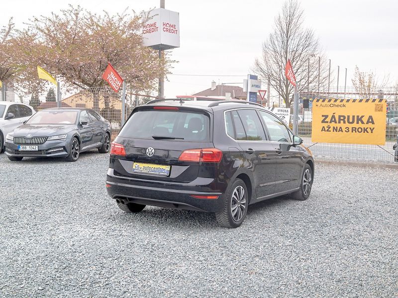 Volkswagen Golf Sportsvan (2017) 1.4TSI 110KW DSG – NAVI - fotka 5 z 50