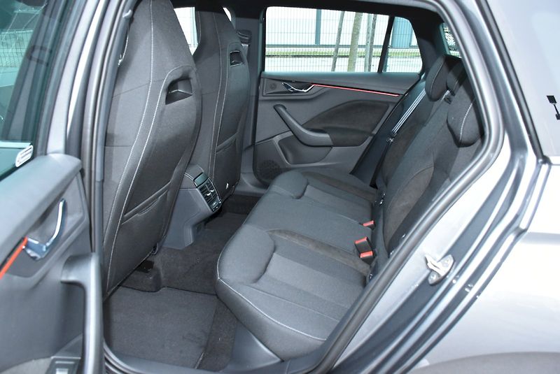 Škoda Scala (2025) Drive 1,0 TSI 85 KW 6-stup. me - fotka 14 z 27