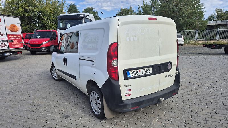 Fiat Dobló cargo (2014) Combi 2.0 JTD - fotka 4 z 8