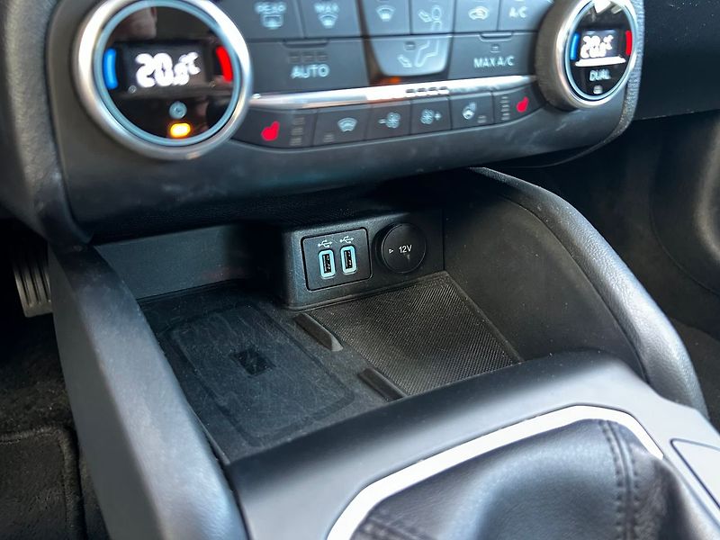 Ford Focus (2021) 1.5TDCi TITANIUM  88kW - fotka 36 z 49