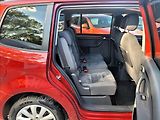 Volkswagen Touran 2,0 Rezervace!,dsg,Highline,ků - náhled 16