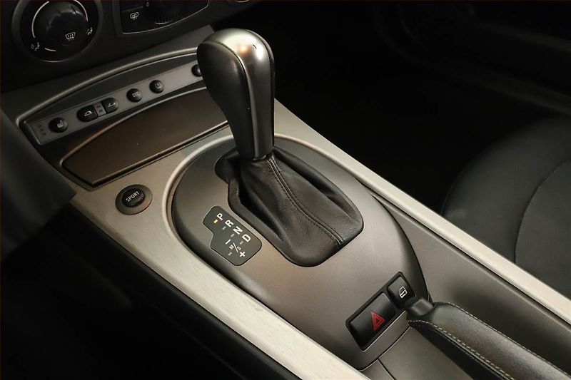 BMW Z4 (2003) 3.0i, Automat, Kůže, Bi-Xenony - fotka 12 z 23