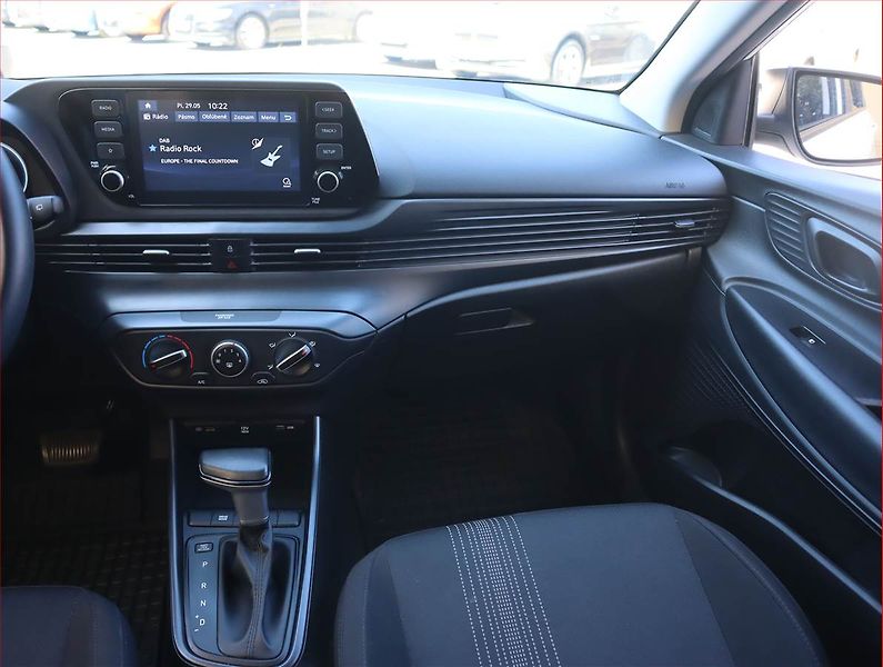 Hyundai i20 (2023) 1.0 T-GDI, Automat, Serv.kniha - fotka 8 z 19