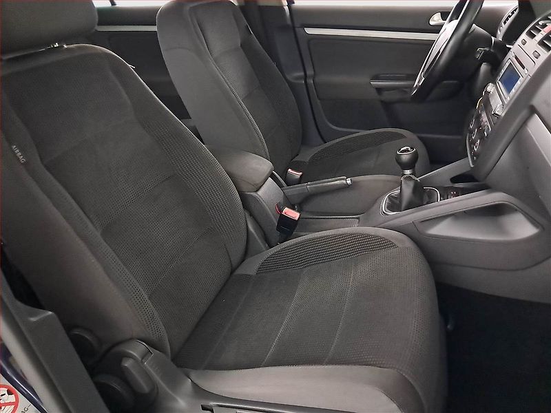 Volkswagen Golf (2008) 1.4 TSI, Tažné, jezdí výborně - fotka 9 z 23