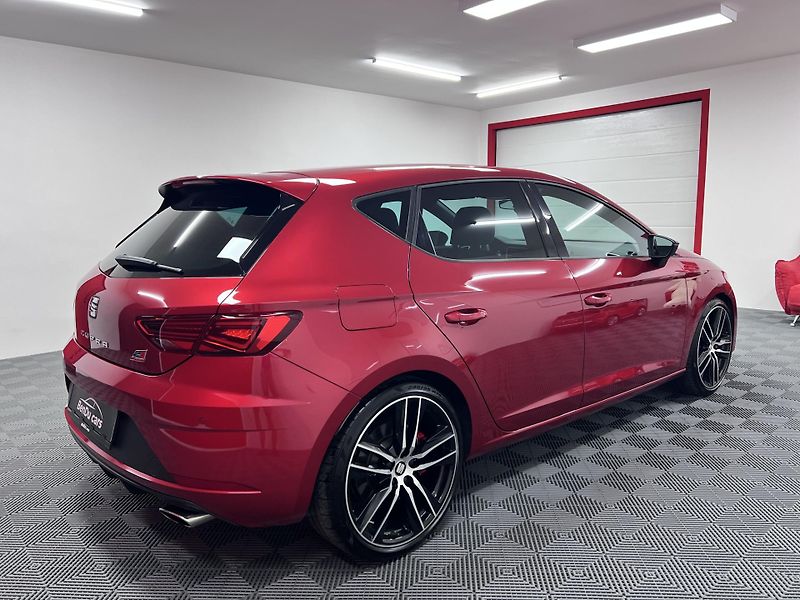 Seat Leon Cupra 300, 221 kW, REZERVACE - fotka 4 z 34