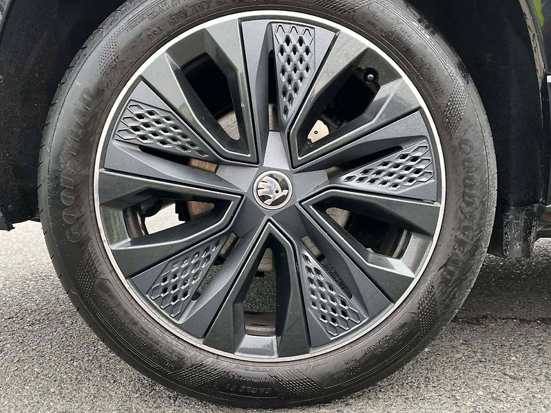 Škoda Karoq (2023) 1.5 TSI Sportline - fotka 7 z 20