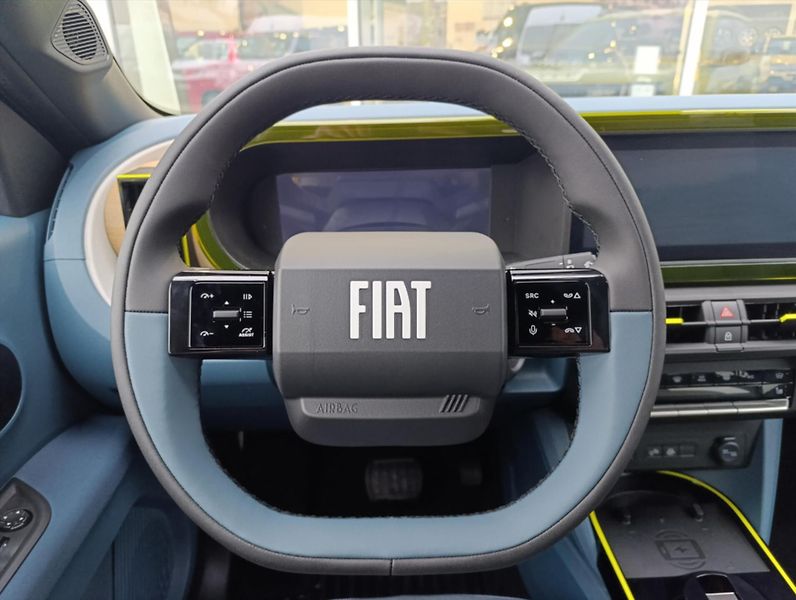 Fiat Grande Panda (2025) 1,2   Turbo Hybrid 110k eDCT - fotka 12 z 19