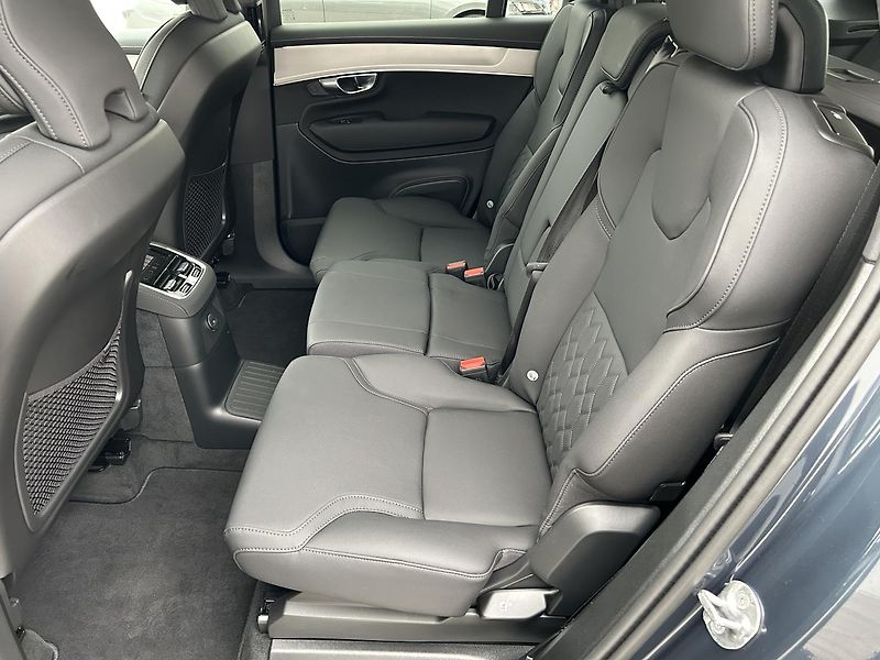 Volvo XC90 2.0 T8 4x4 . - fotka 12 z 28
