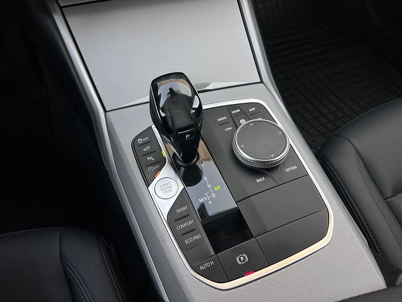 BMW Řada 3 318d-SPORT-LINE 360 KAMERA - fotka 28 z 48
