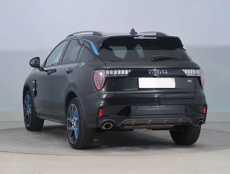 Lynk & Co 01 (2024) Plug-in Hybrid - fotka 4 z 22