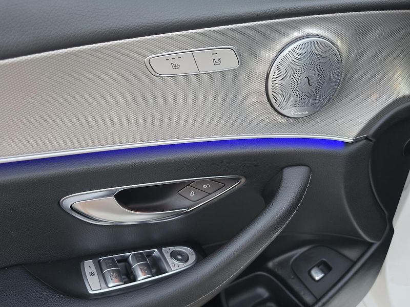 Mercedes-Benz Třídy E 2.2CDi 143kW AVANTGARDE*7-MÍST - fotka 9 z 54