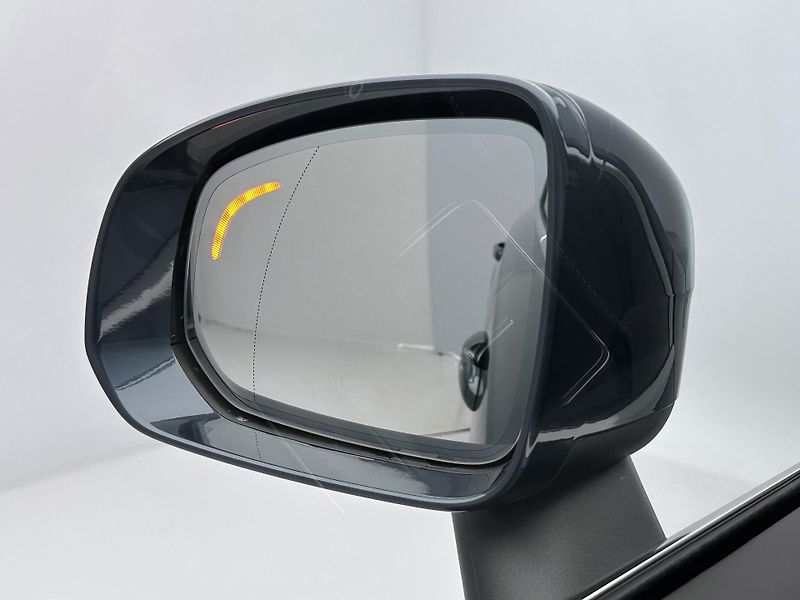 Volvo XC90 (2026) B5 AWD AUT BRIGHT PLUS 7-míst - fotka 18 z 25