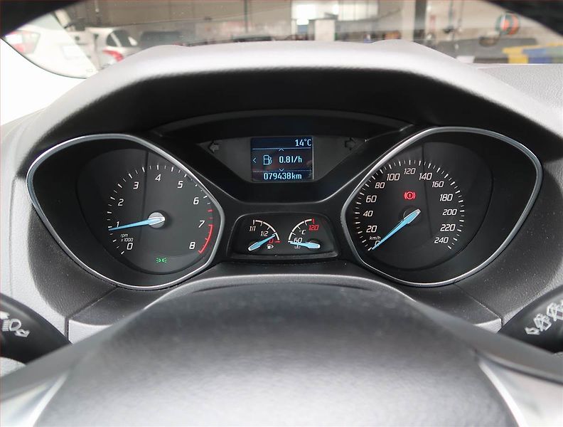 Ford Focus (2014) Trend Sport 1.0 EcoBoost - fotka 11 z 16