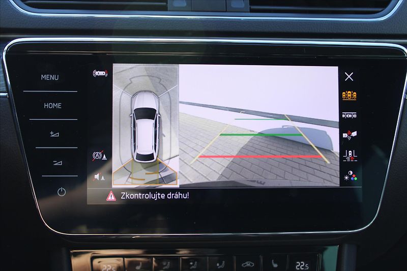Škoda Superb 2.0TDI 147kW DSG 4x4 STYLE - fotka 24 z 34