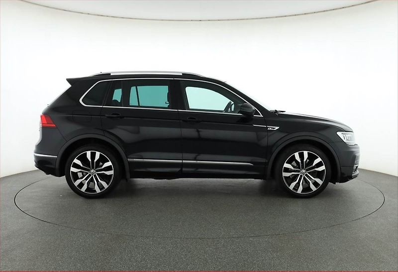 Volkswagen Tiguan (2018) R-Line 2.0 TDI - fotka 6 z 20