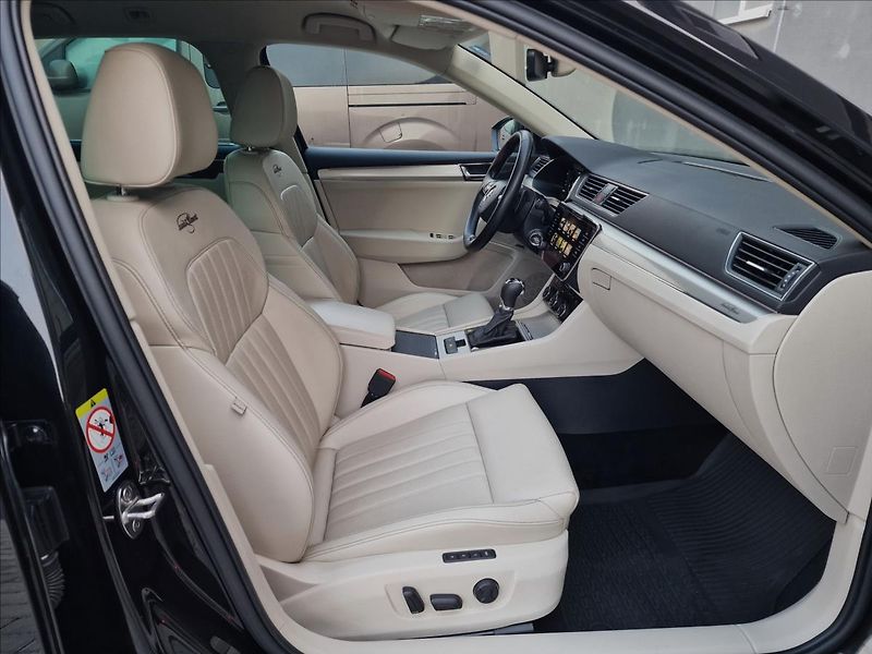 Škoda Superb 2.0TDI 147kW 4x4 DSG L&K,1Maj - fotka 14 z 50