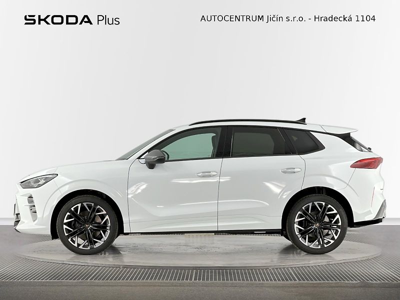 Cupra Terramar (2026) VZ 2.0 TSI 195kW 4x4 DSG - fotka 3 z 33