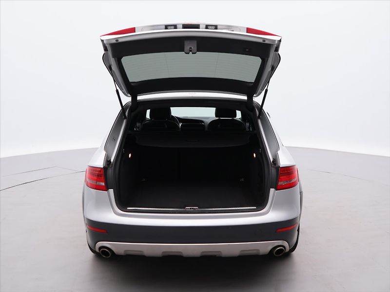 Audi A4 Allroad 3,0 TDI 176kW Aut quattro Kůže - fotka 9 z 36