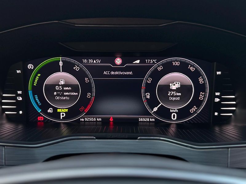 Škoda Superb (2021) 1.4 PHEV 160kW 1.MAJIT. ČR DPH - fotka 6 z 26