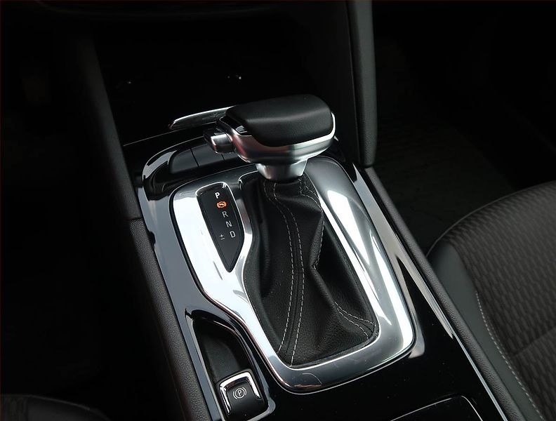 Opel Insignia (2018) Exclusive 1.5 Turbo, Automat - fotka 13 z 23