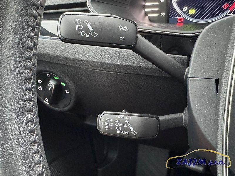 Škoda Superb L&K 2.0TSi 206kw 4x4 webasto - fotka 24 z 60