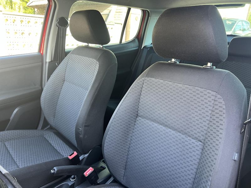 Škoda Fabia 1.2i 44kw KLIMA NAVI PŮVOD ČR - fotka 9 z 34