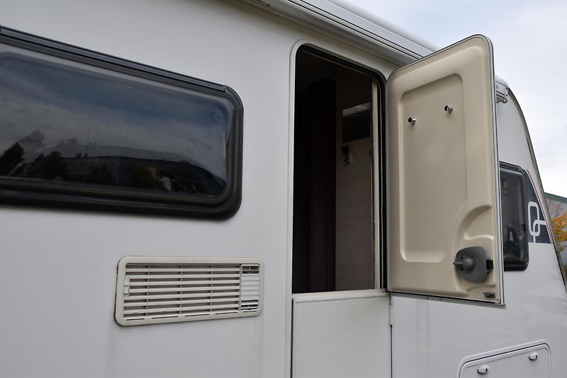 Sterckemann Starlett 496 PE COMFORT, KLIMA, 5MÍST - fotka 19 z 50
