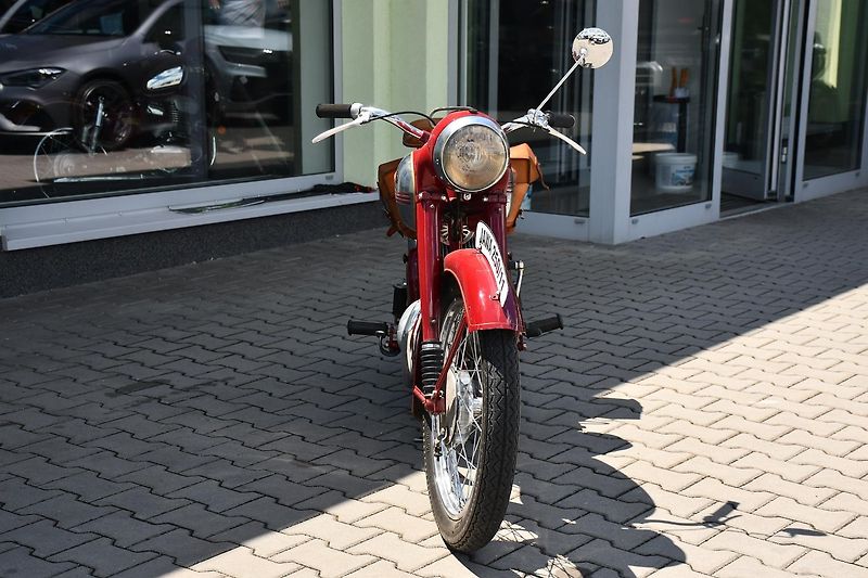 Jawa 250/11 Pérák (1948) - fotka 2 z 19