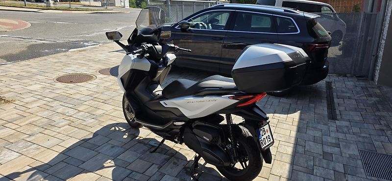 Honda Forza 350 (2024) Prodám Honda Forza 350  - fotka 3 z 8