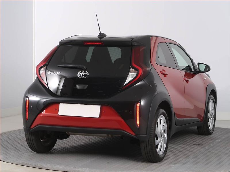 Toyota Aygo (2022) Style 1.0, Serv.kniha - fotka 5 z 18