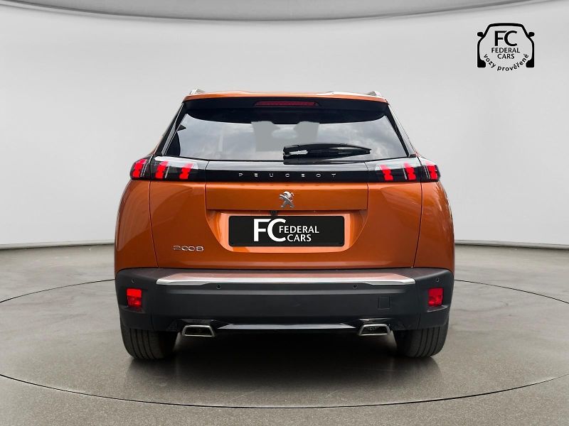 Peugeot 2008 (2023) ALLURE PACK PureTech 130k MAN6 - fotka 4 z 31