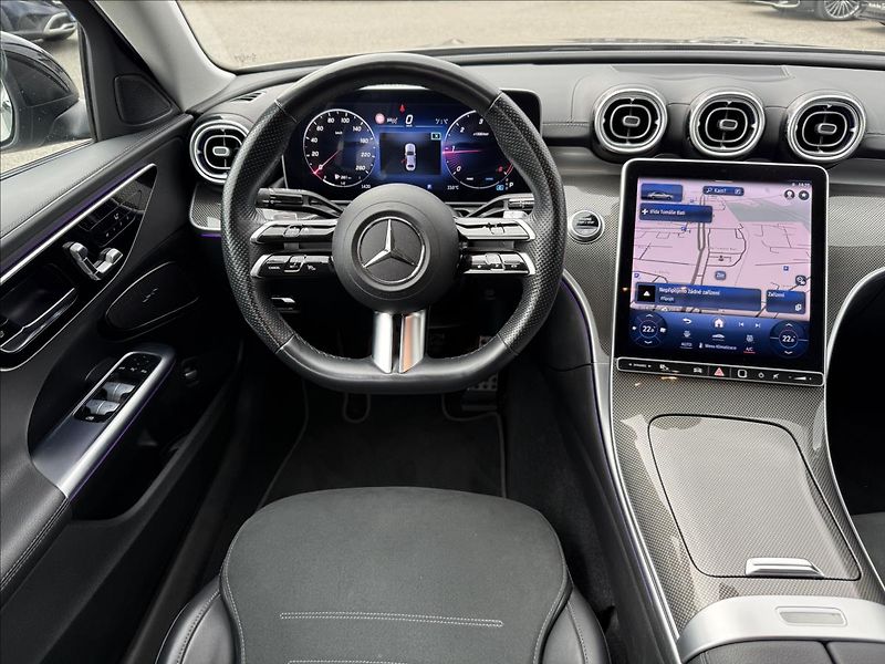 Mercedes-Benz Třídy C C 220d 4MATIC AMG linie - fotka 13 z 13