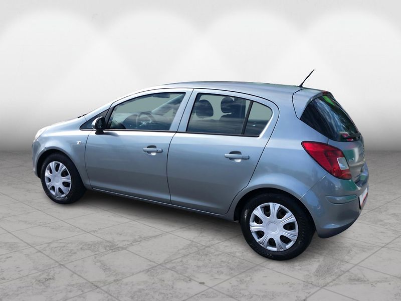 Opel Corsa 1.2 - fotka 7 z 27