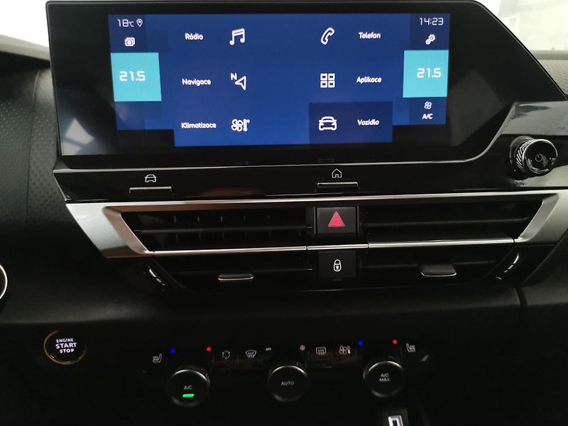 Citroën ë-C4 (2023) e LED APPCAR TEPELKO ZÁRUKA - fotka 18 z 26