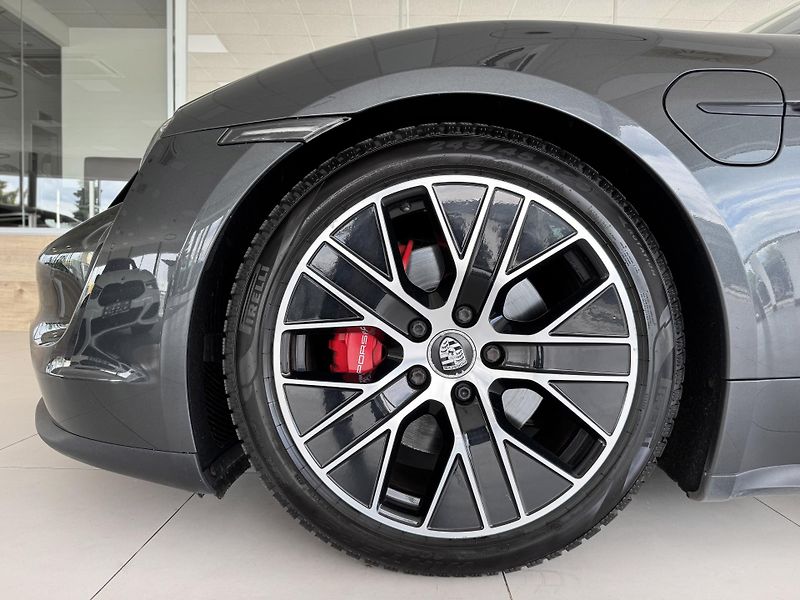 Porsche Taycan 4S Performance*Panorama*DPH - fotka 40 z 41