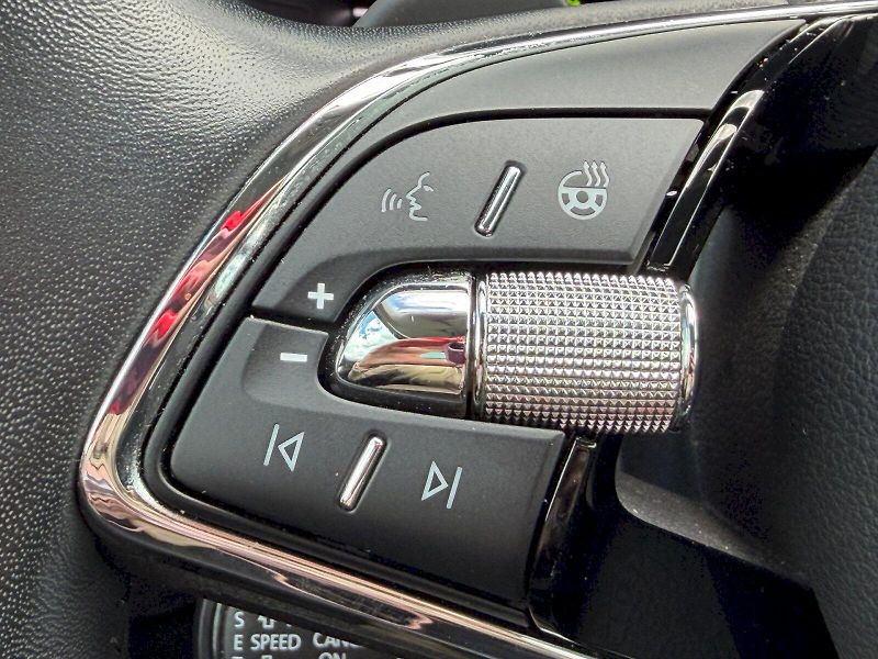 Škoda Karoq (2020) DSG 1.5 TSI / 110 kW / STYLE - fotka 15 z 35