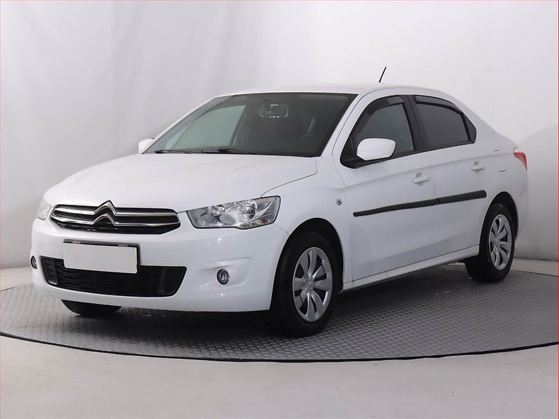 Citroën C-Elysée (2017) 1.2 PureTech, Serv.kniha, Navi - fotka 2 z 17