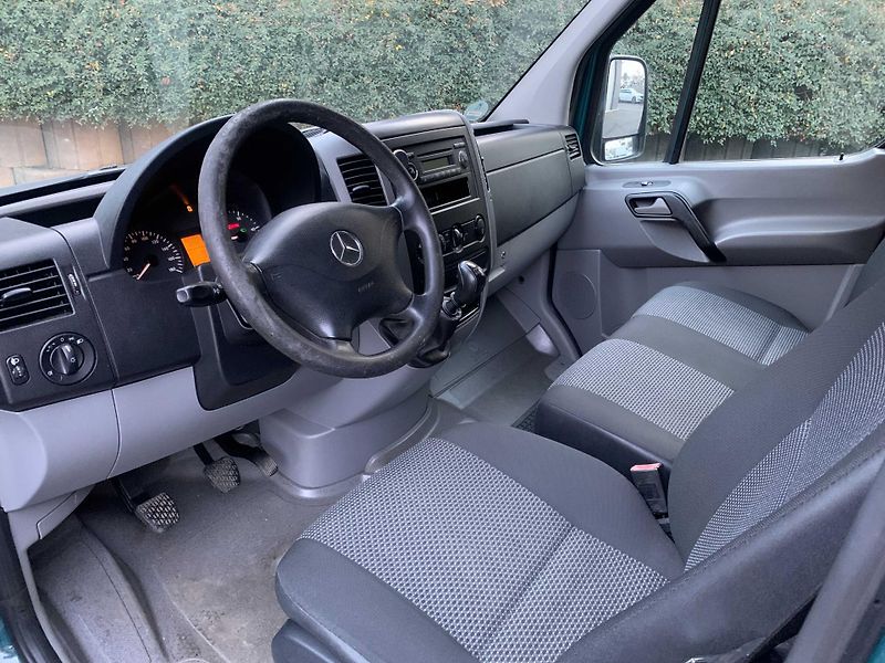 Mercedes-Benz Sprinter 2.1 CDi 70 kW SKŘÍŇ L1H1  - fotka 8 z 12