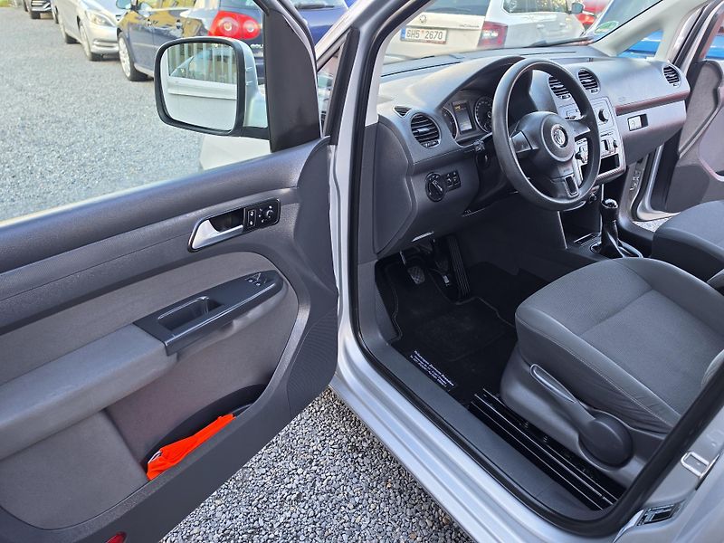 Volkswagen Caddy 1.6 TDI  - fotka 16 z 40