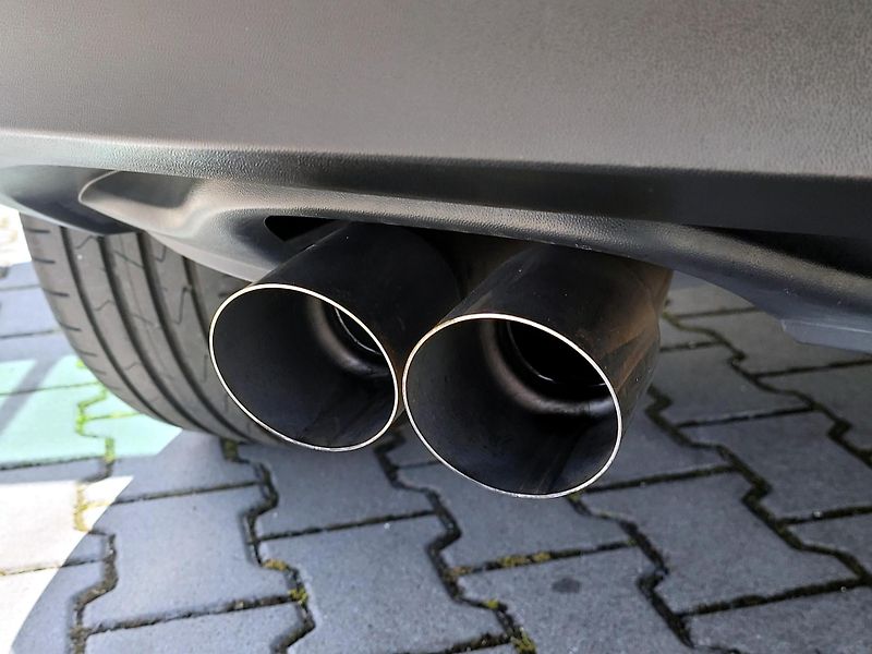 Volkswagen Tiguan 2,0 TDi DSG 4motion SERV.KNÍŽK - fotka 12 z 41