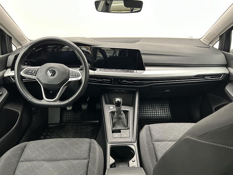 Volkswagen Golf 1.0 TSI Life - fotka 6 z 25